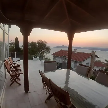 Havuzlu Sitede Deniz Manzarali 펜션 Milas