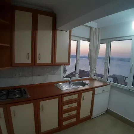 Feriehus Havuzlu Sitede Deniz Manzarali Milas